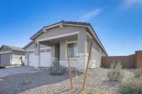 Serene Outdoor Space: Group Getaway in Maricopa! - 3-Star