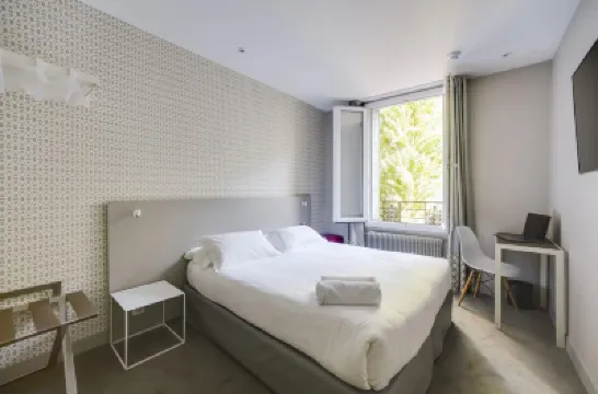 Parici Hôtel Boulogne Billancourt Hotels near Albert-Kahn Museum and Garden