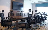 Hampton Inn by Hilton Glendale Milwaukee