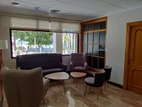 塔尼特酒店