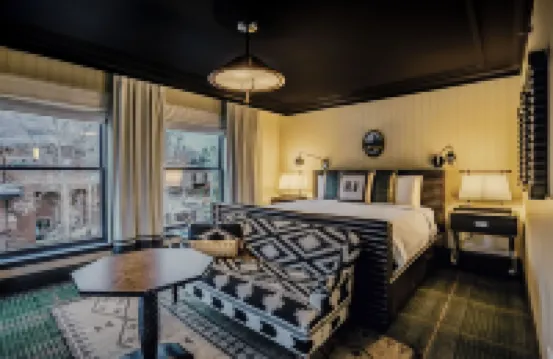 Hotel Jerome, Auberge Collection