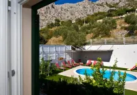 House Miho - Pools