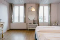 La Belle Vue Boutique Hotel & Café