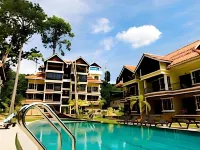 Anjungan Beach Resort