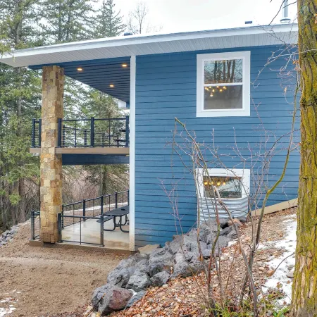 Covered Patio, Creek & Mtn Views: Afton Nature Hub