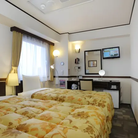 Toyoko Inn Hon-atsugi-eki Minami-guchi