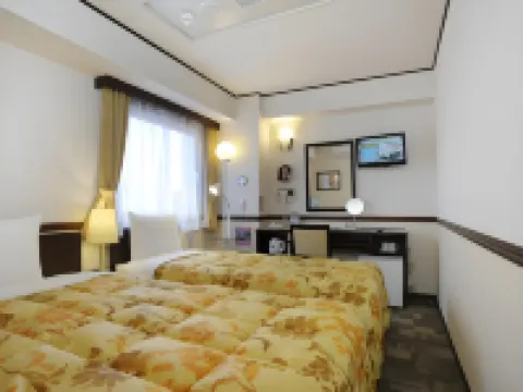 Toyoko Inn Hon-atsugi-eki Minami-guchi