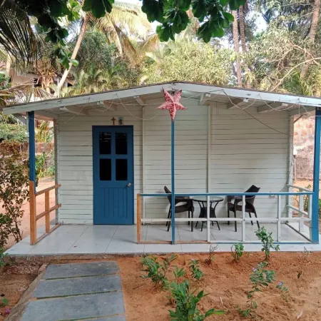 Hotel Moana Cottage Goa Near Beach