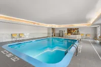 Comfort Inn & Suites Olathe - Kansas City - Pools