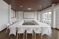 Hotel CGH Travel Inn Airport