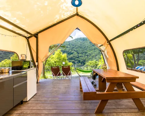 Gyeongju Ogle-Ogle Glamping Hotels near Sinseonsa Temple