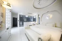 Yeosu Myeongpum Hotel Hoteles cerca de Museo Hamel