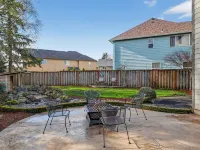 Keizer Retreat Firepit + Near Salem & Wineries Hotels in Keizer