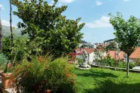 Dubrovnik Apartment with Private Terrace