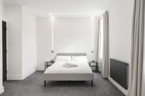Modern Brixton Flat 3