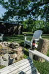 Dixie’s Cottage @ Muletown Farm• Fishing Pond • Fire Pit • Horse • Sunset Views