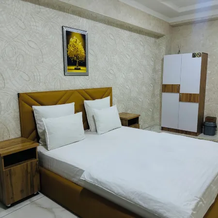 ALI HOTEL