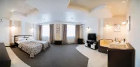 Chaplin Mini-Hotel โรงแรมใน