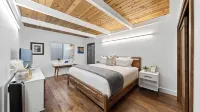 Hansel Haus by Avantstay Modern A-frame Game Room With Arcade + Large Deck - Country Houses