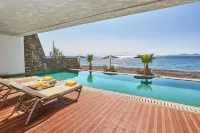 Grand Resort Lagonissi - Pools