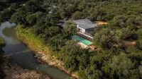 Karongwe - Becks Safari Lodge - Infinity Pools