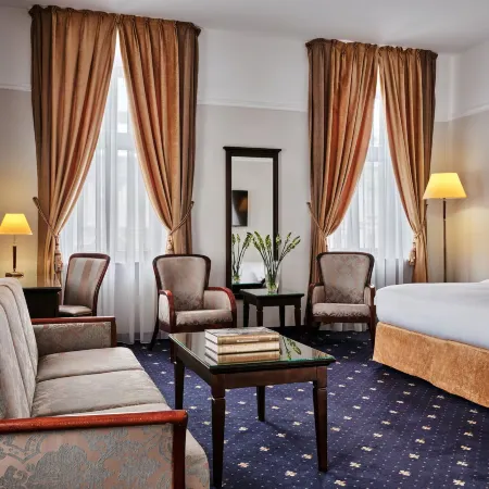 Hotel President