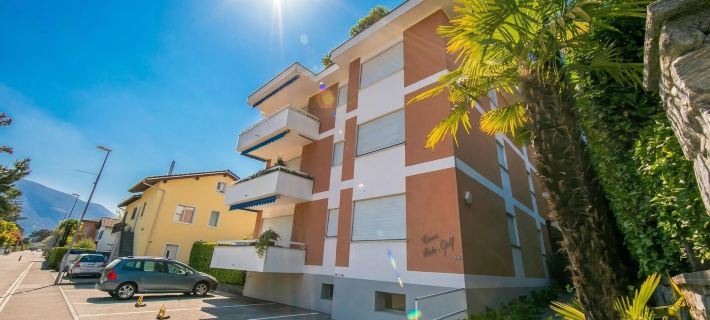Charm Apartment - Happy Rentals Hotels in Ascona