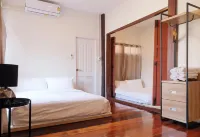ฮักเคียงโขง HUG Khieng Khong Nongkhai Hostel - ที่มีที่จอดรถ