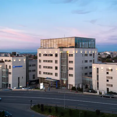 Wyndham Cluj Hotels near Sigma Shopping Center