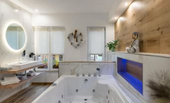 Cityhotel Bernburg - Housity