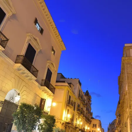 Residence Torremuzza - Charming House in the Heart of Palermo with Lovely View
