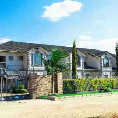 Lusaka Luxe - Your Private Oasis Awaits in the Heart of Zambia Hotel Exterior
