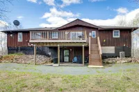 40-acre Brook Park Retreat Near Lakes & Fishing! - Homestays