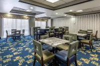Comfort Inn & Suites Pauls Valley - City Lake - 2-Star