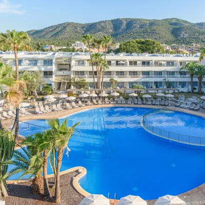 Fergus Club Palmanova Park Hoteles cerca de Platja Porto Novo