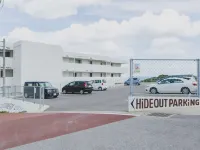 Hideout Okinawa Uruma - Bãi đậu xe