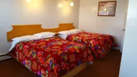Glenwood Motel and Cottages - 2 ดาว