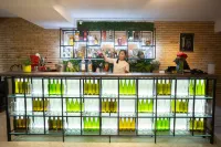 B Hotel Bishkek - Cho phép mang theo thú cưng