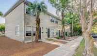 Gorgeous Townhome UF Campus Adjacent Full Kitchen - Condos
