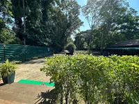 Jungleciti House - parking