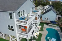 Golf Sim Theater Games Walk to Beach Sleeps 28 - Bungalows