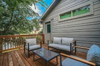 The Rosewood Retreat 6BR s Hottub Dogfriendly - Homestays