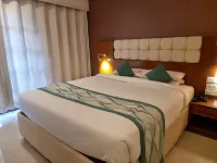 Hotel Maurya Residency - Hot Tub