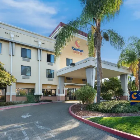 Comfort Suites Vacaville-Napa Valley Area