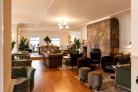 Hotel St Moritz - 2-Star