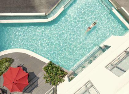 Novotel Suites Manila at Acqua