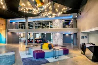 Aloft Framingham - parking