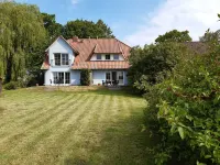 Ferienwohnungen Blaues Haus, Putbus - Familievenlig