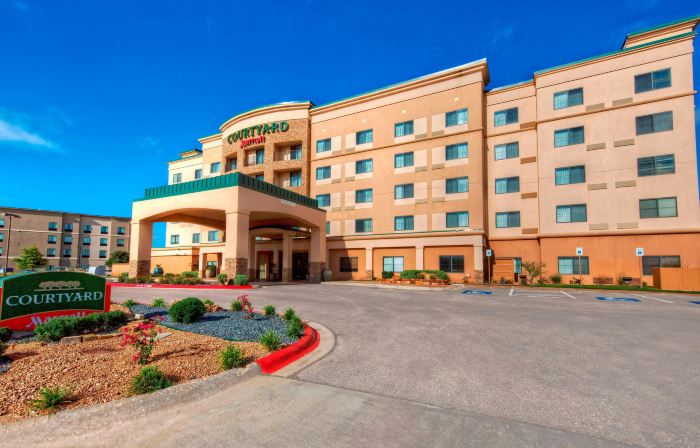 Courtyard Midland