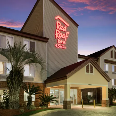 Red Roof Inn & Suites Pensacola East - Milton